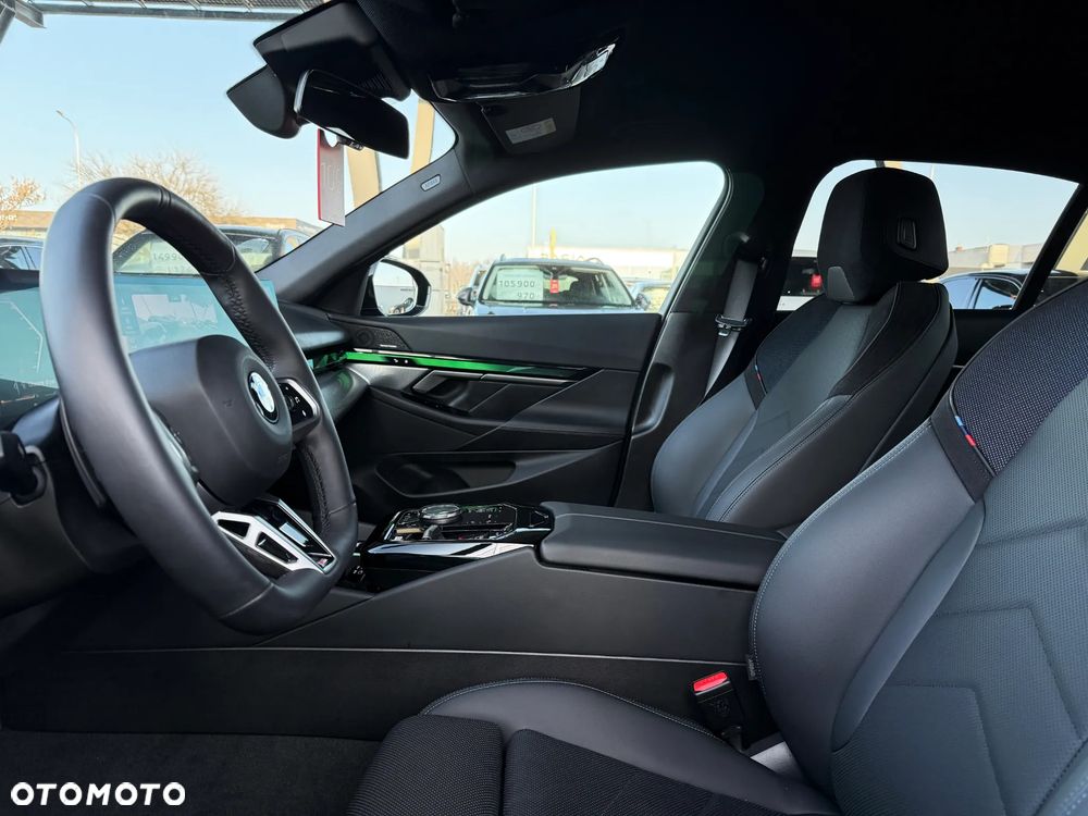 BMW Seria 5 - 26