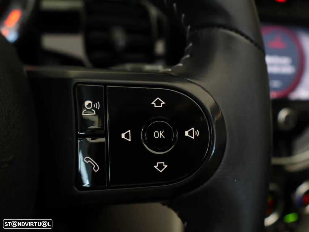 MINI Cabrio Cooper Aut. JCW - 35