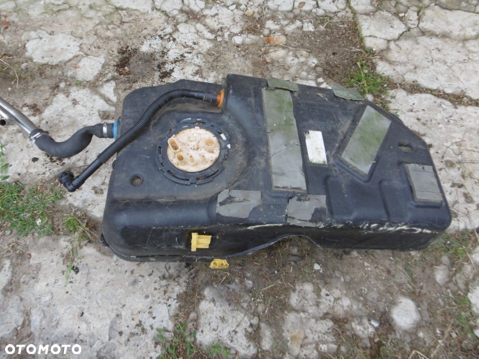 ZBIORNIK PALIWA BAK DISCOVERY SPORT AD BLUE - 1