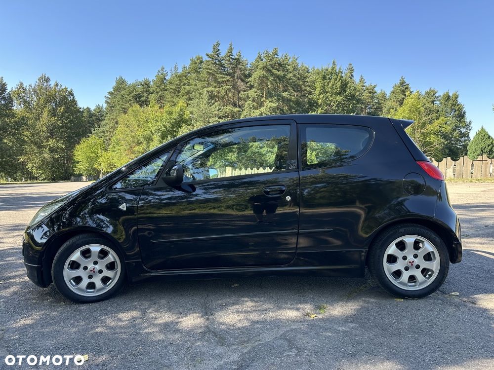 Mitsubishi Colt - 8