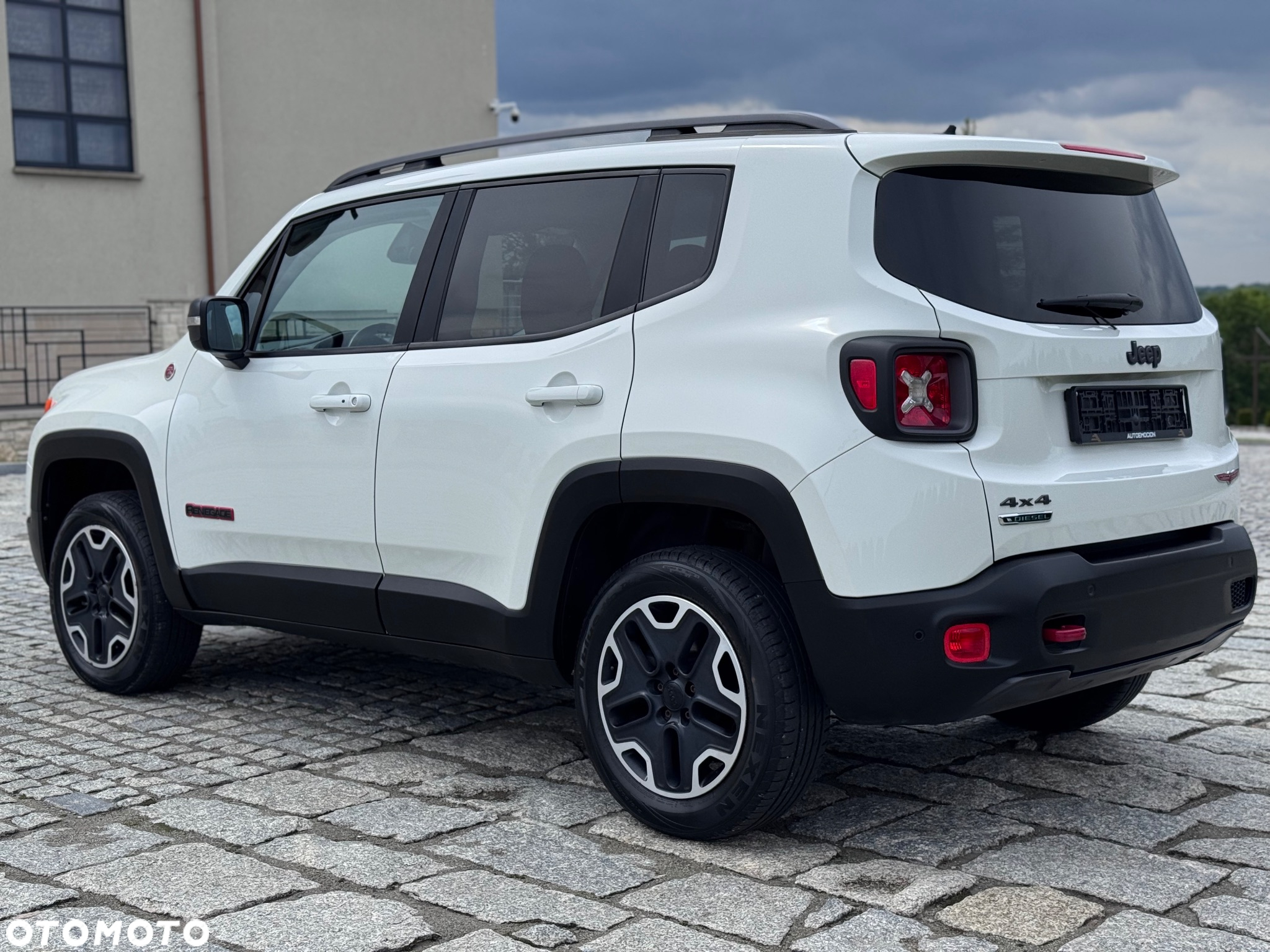 Jeep Renegade 2.0 MultiJet Trailhawk 4WD S&S - 4
