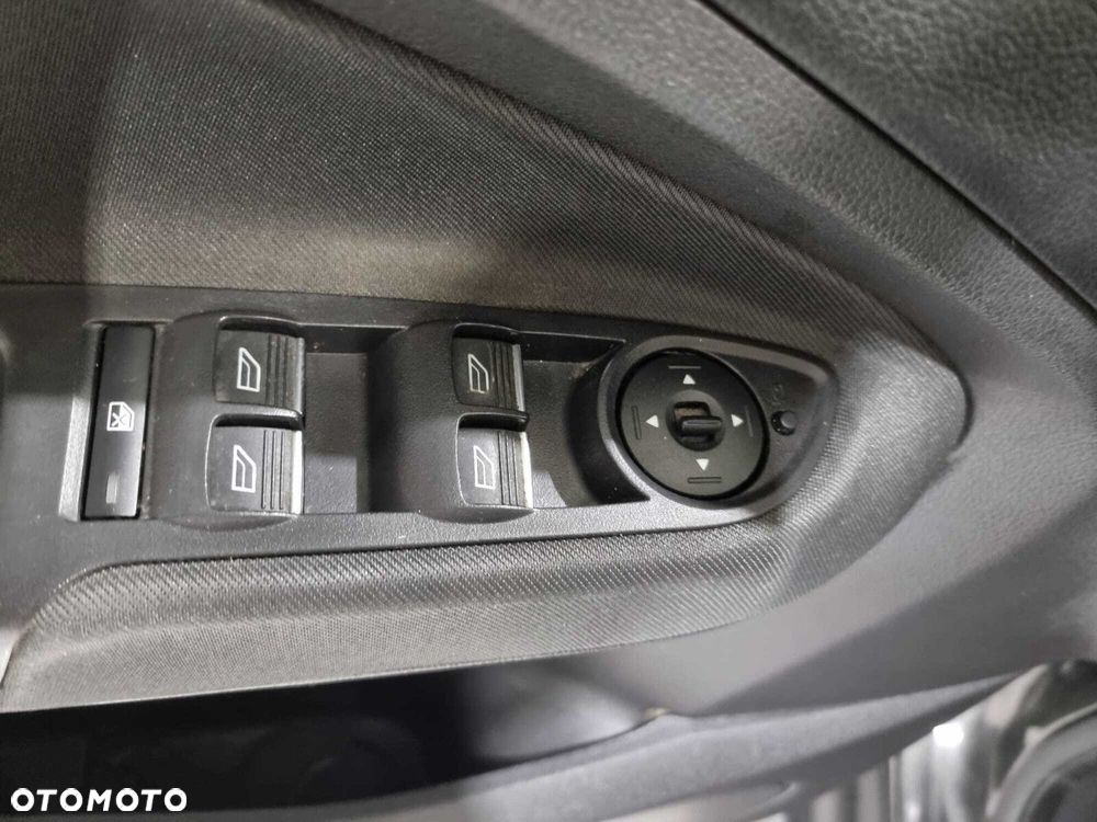 Ford C-MAX - 23