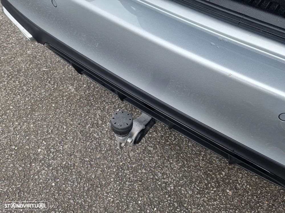 Mercedes-Benz E 300 de 9G-TRONIC AMG Line - 25