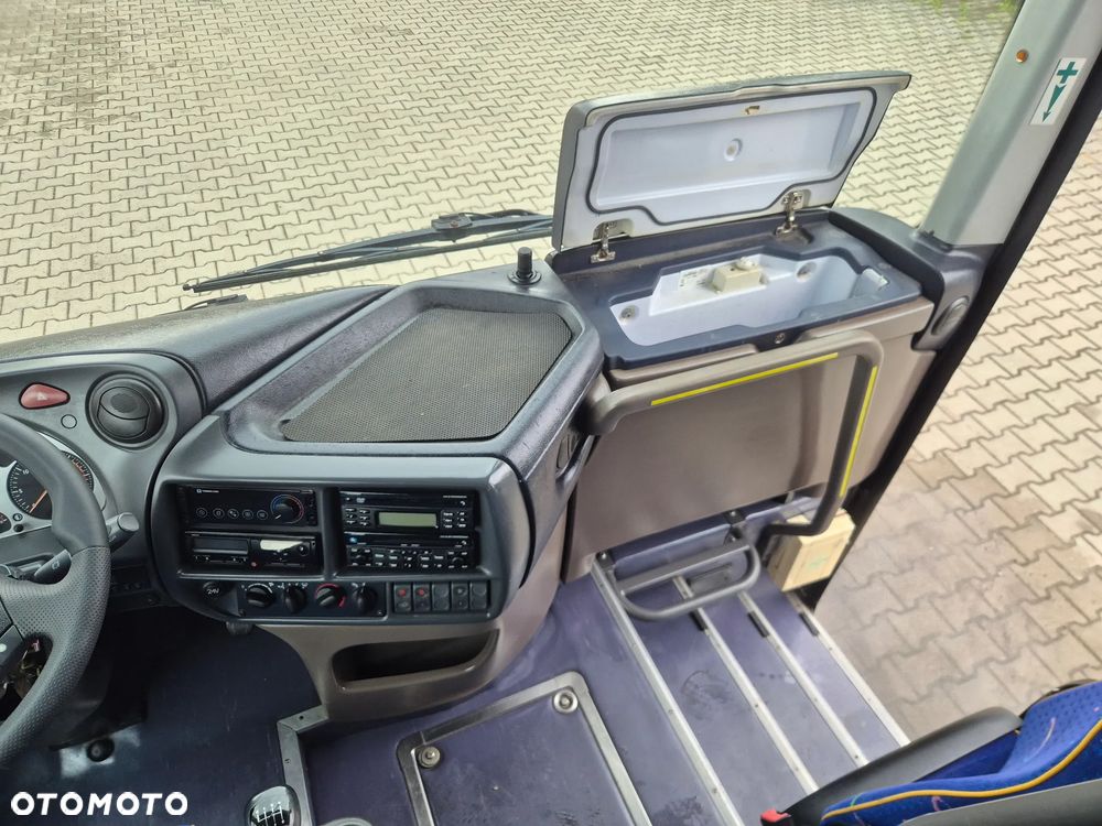 Irisbus EVADYS H / SPROWADZONY/ MANUAL / KLIMATYZACJA - 35