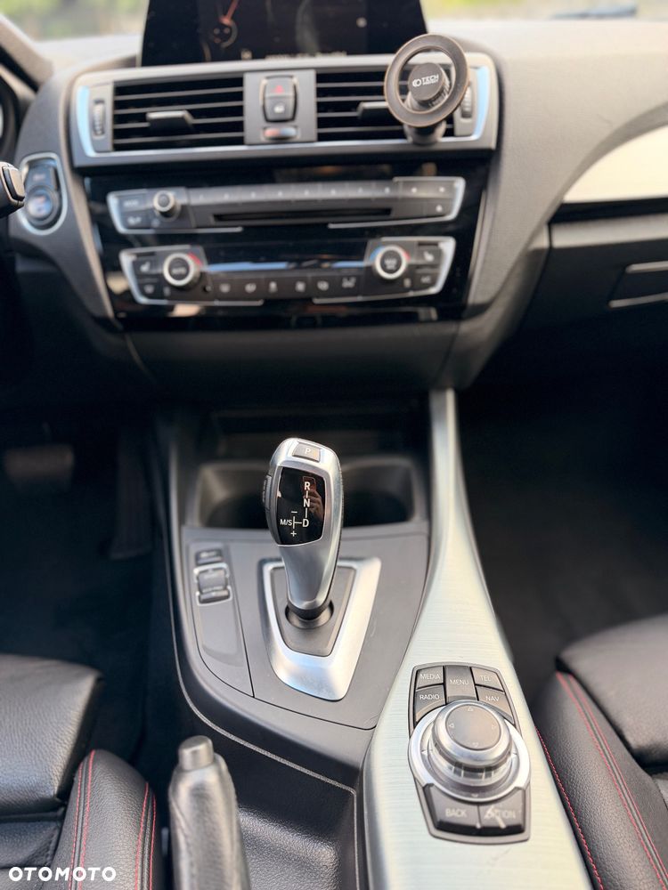 BMW Seria 1 116d Sport Line - 13
