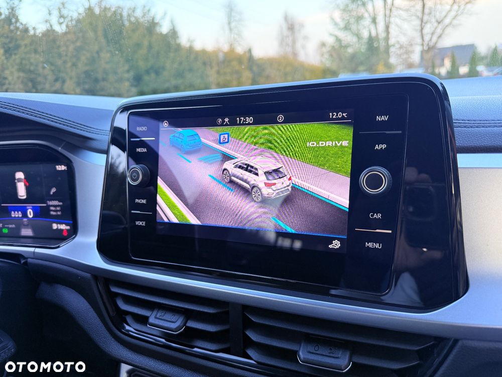 Volkswagen T-Roc 2.0 TDI SCR DSG GOAL - 14