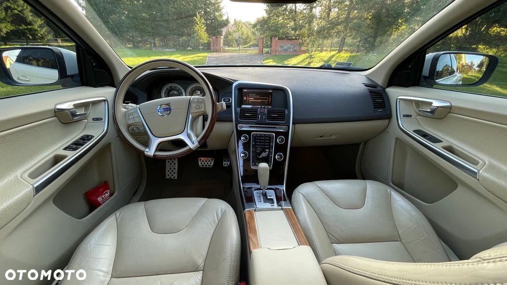 Volvo XC 60 3.2 AWD Momentum - 7