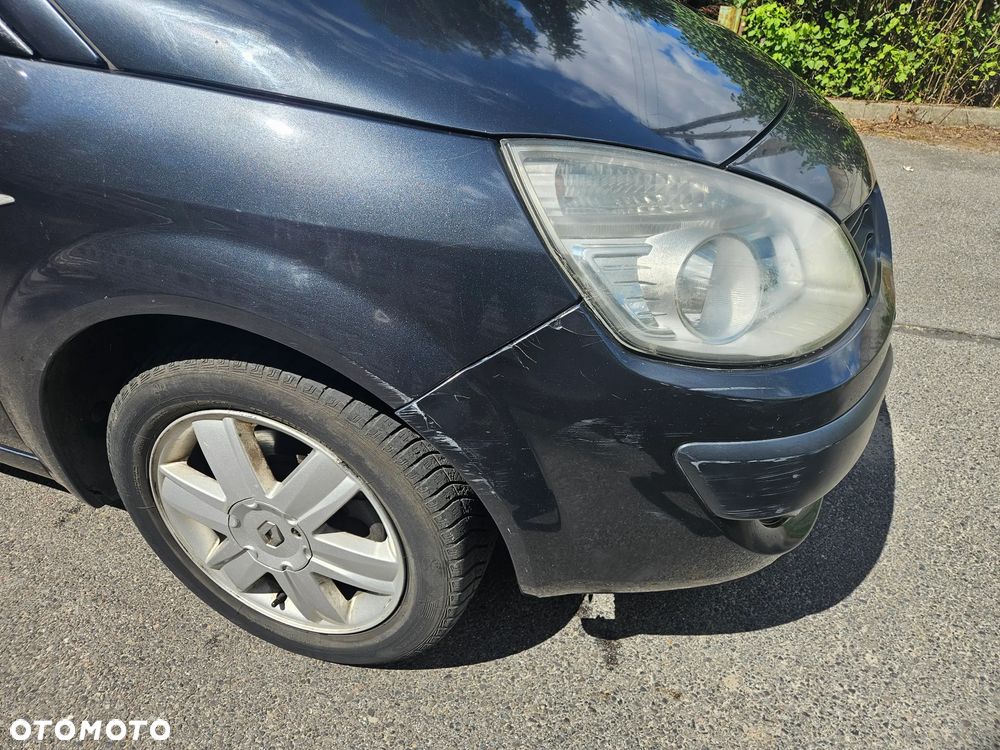 Renault Scenic 1.9 dCi Privilege - 10