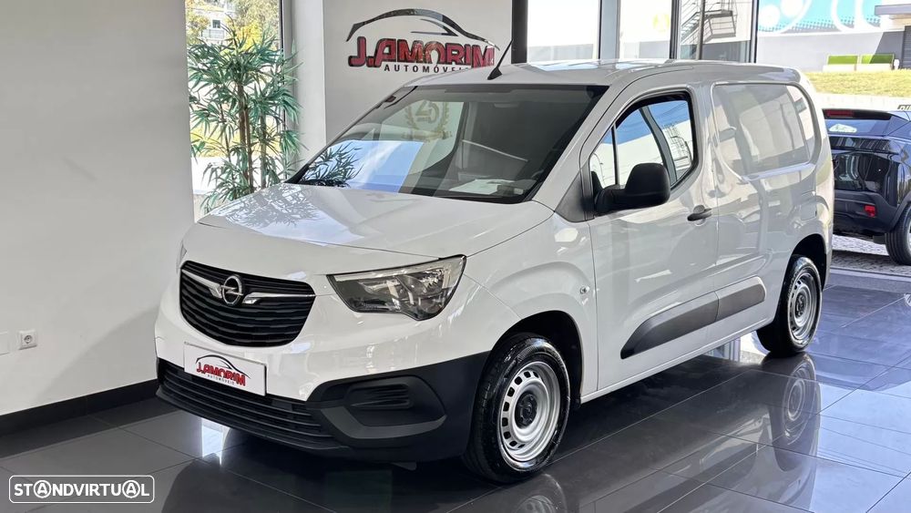 Opel Combo Cargo 1.5 CDTi L1H1 Essentia 102 CV - 1