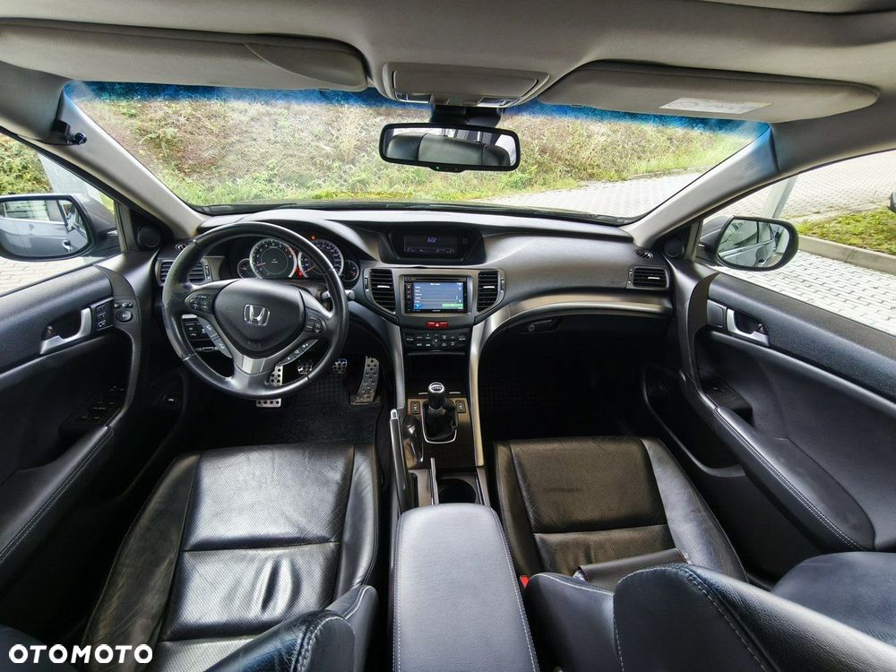 Honda Accord - 17