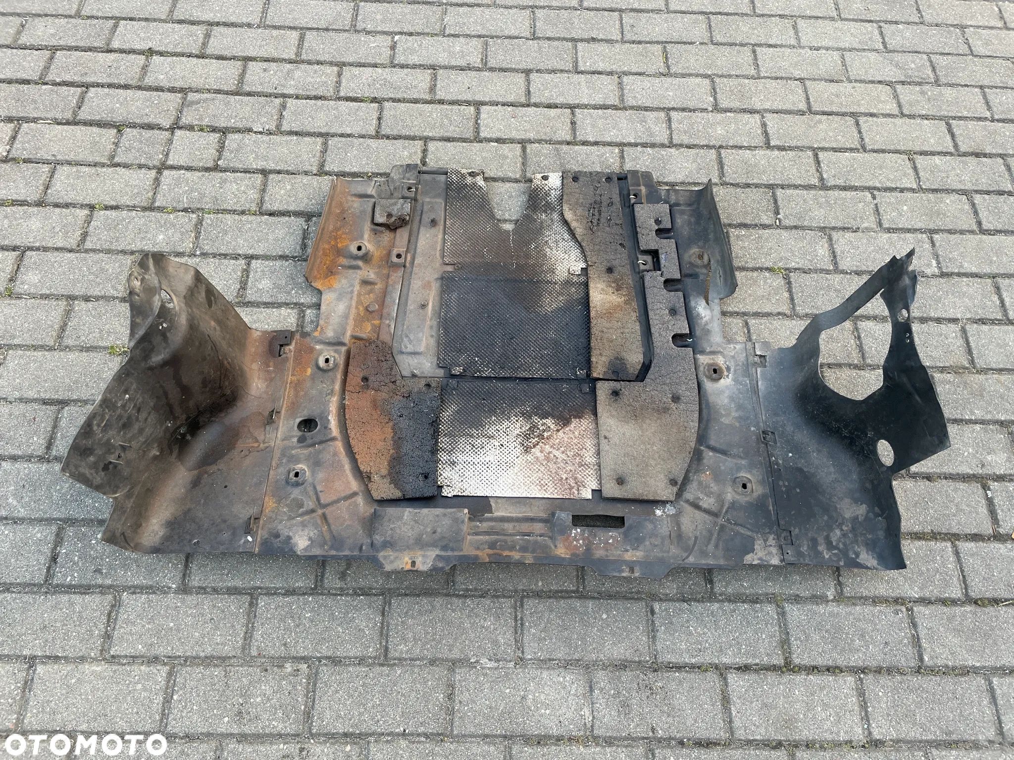 OPEL ASTRA H ZAFIRA B osłona ekran pampers pod silnik 1,9cdti - 1