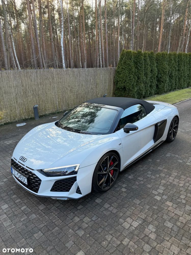 Audi R8 Spyder V10 Quattro Performance - 1