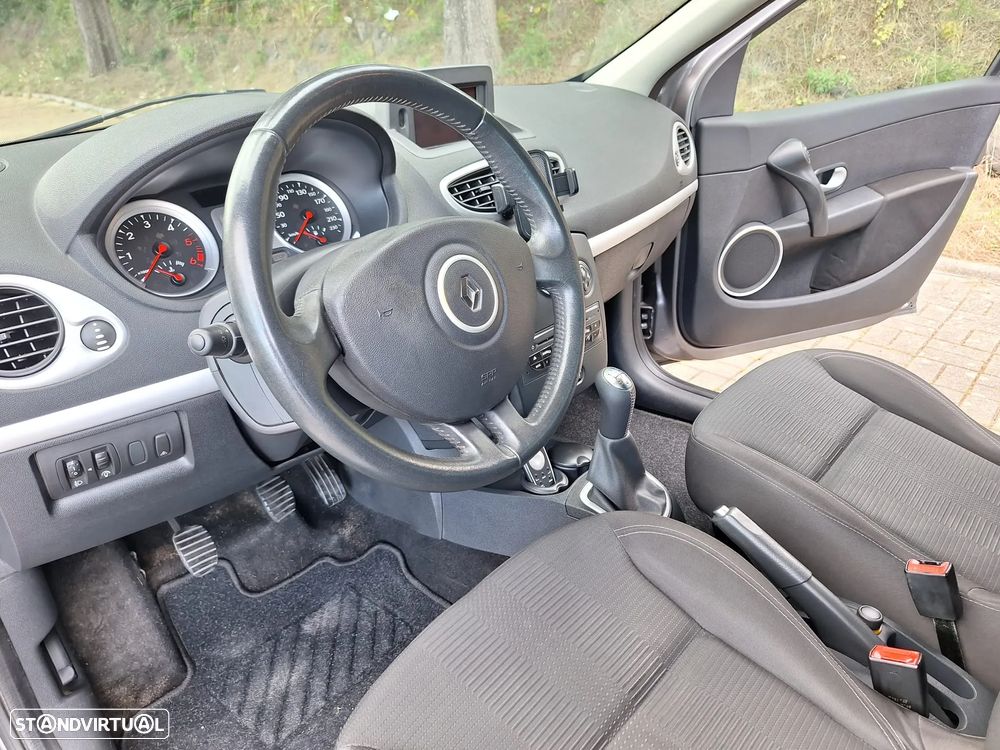 Renault Clio Break 1.5 dCi Dynamique - 14