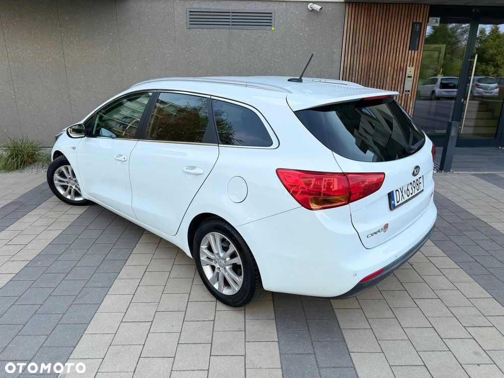 Kia Ceed - 21