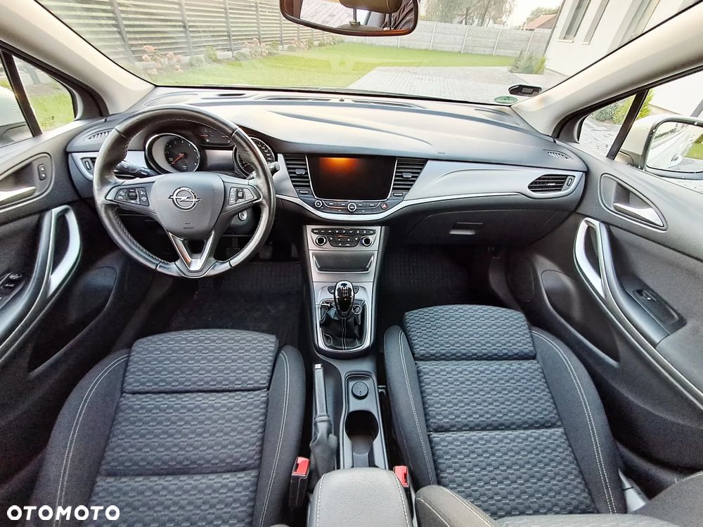 Opel Astra V 1.4 T Enjoy - 22