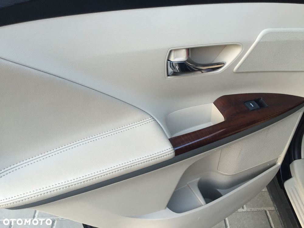 Toyota Venza 2009 photo 2