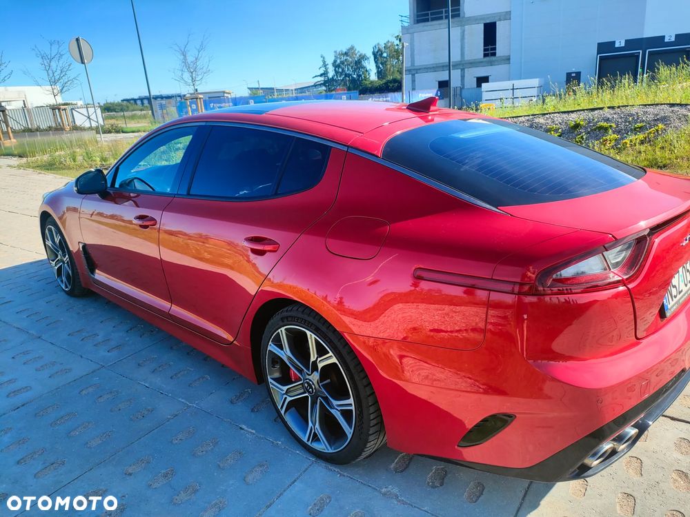 Kia Stinger - 15
