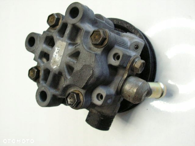 AVENSIS T22 2,0 D4D POMPA WSPOMAGANIA IDEALNY STAN - 4