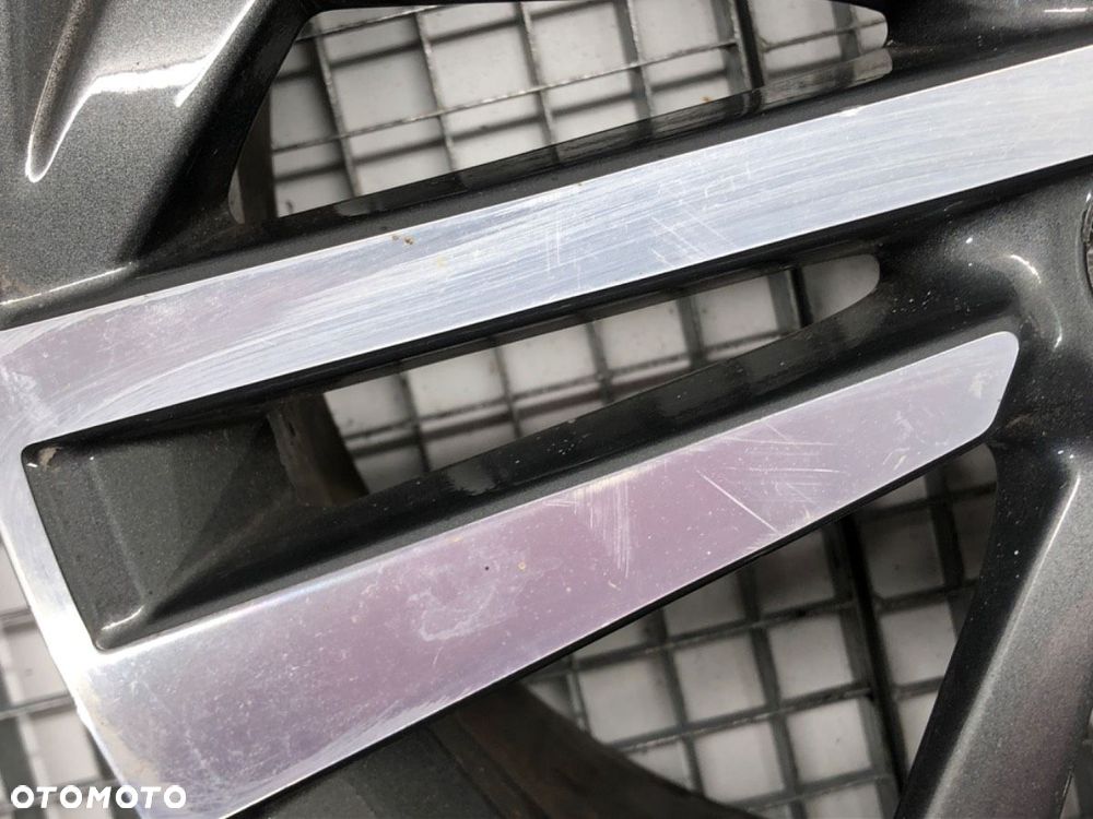 FELGA ALUMINIOWA 20 8J 5X112 ET39 ŚRODEK CENTR, 66.6  AUDI Q5 (FYB, FYG) 2016 - 2022 40 TDI Mild - 3