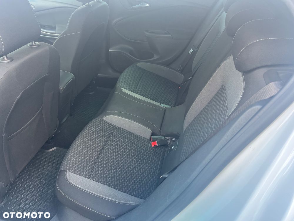 Opel Astra 1.2 T Elegance S&S - 13