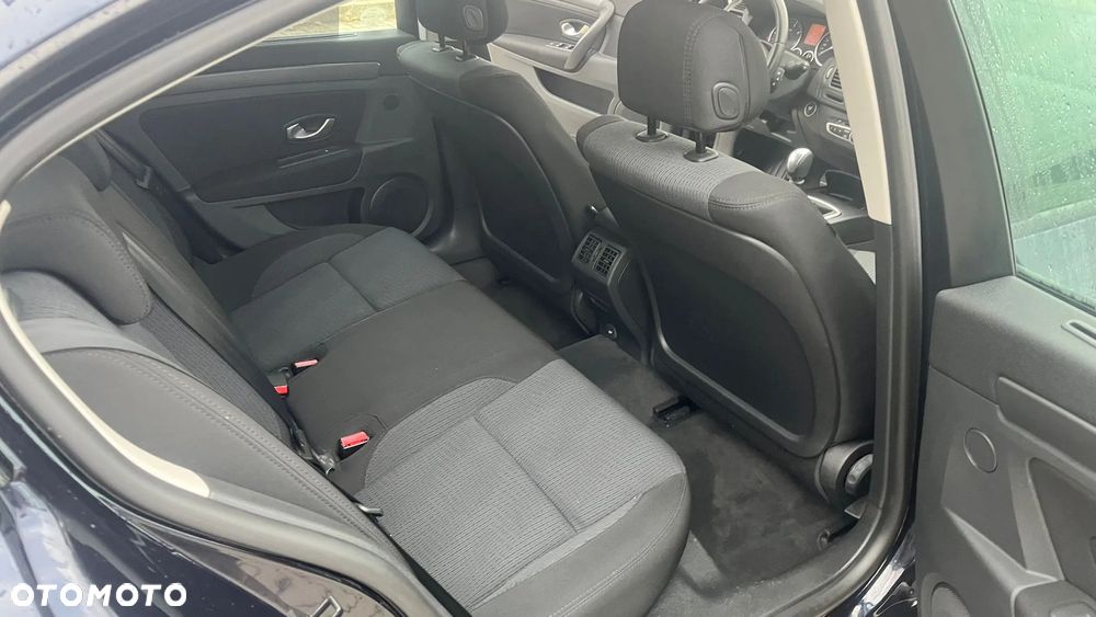 Renault Laguna 2.0 DCi Dynamique - 16