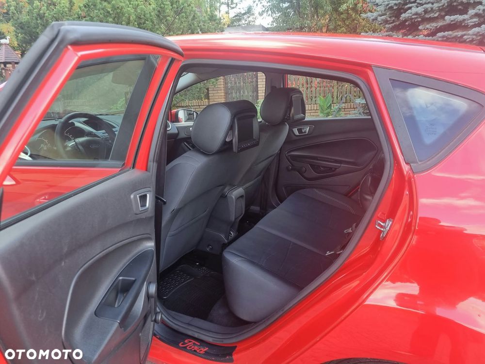 Ford Fiesta - 17