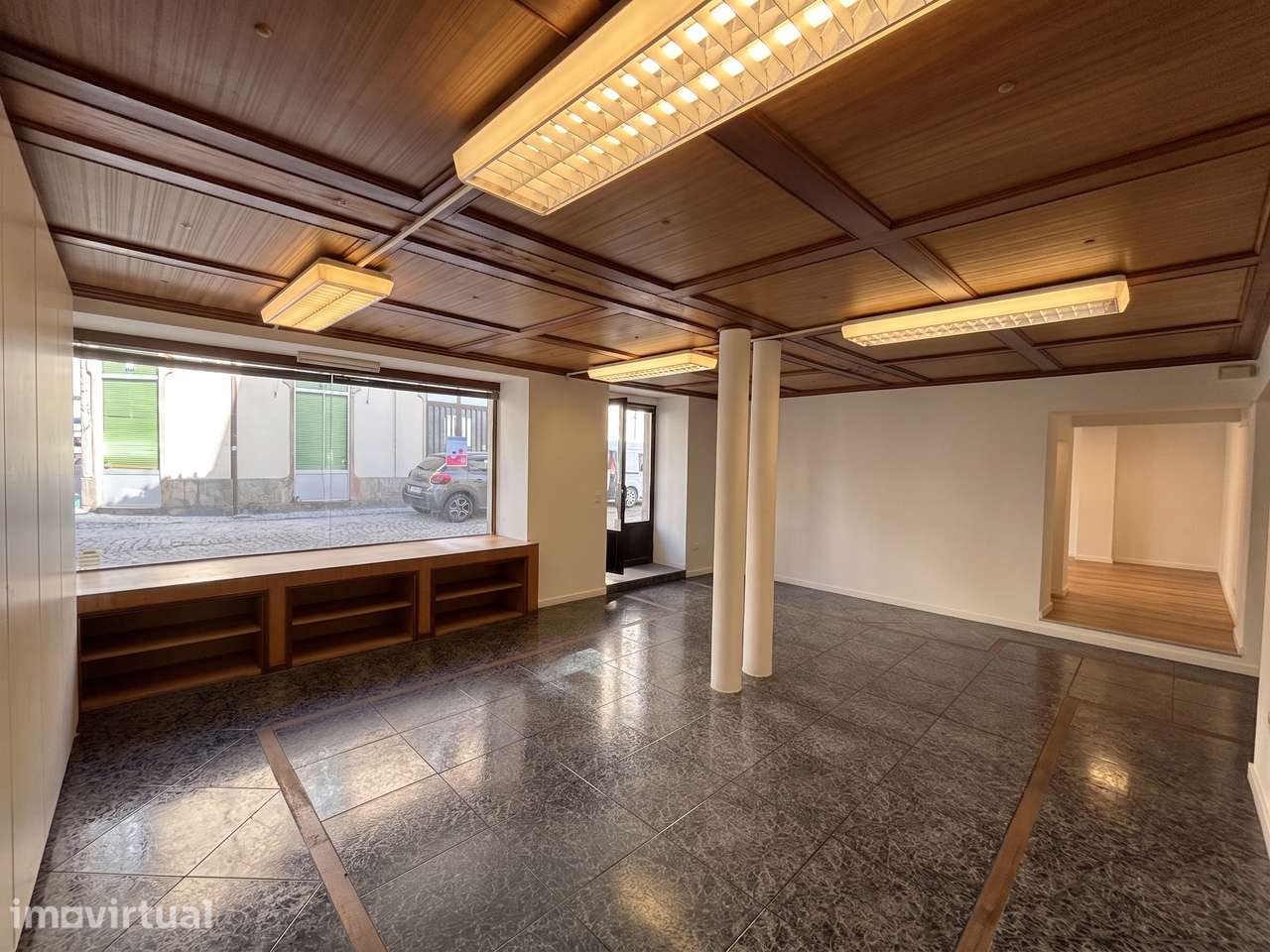 Loja, 100 m², Tondela e Nandufe - Grande imagem: 4/28