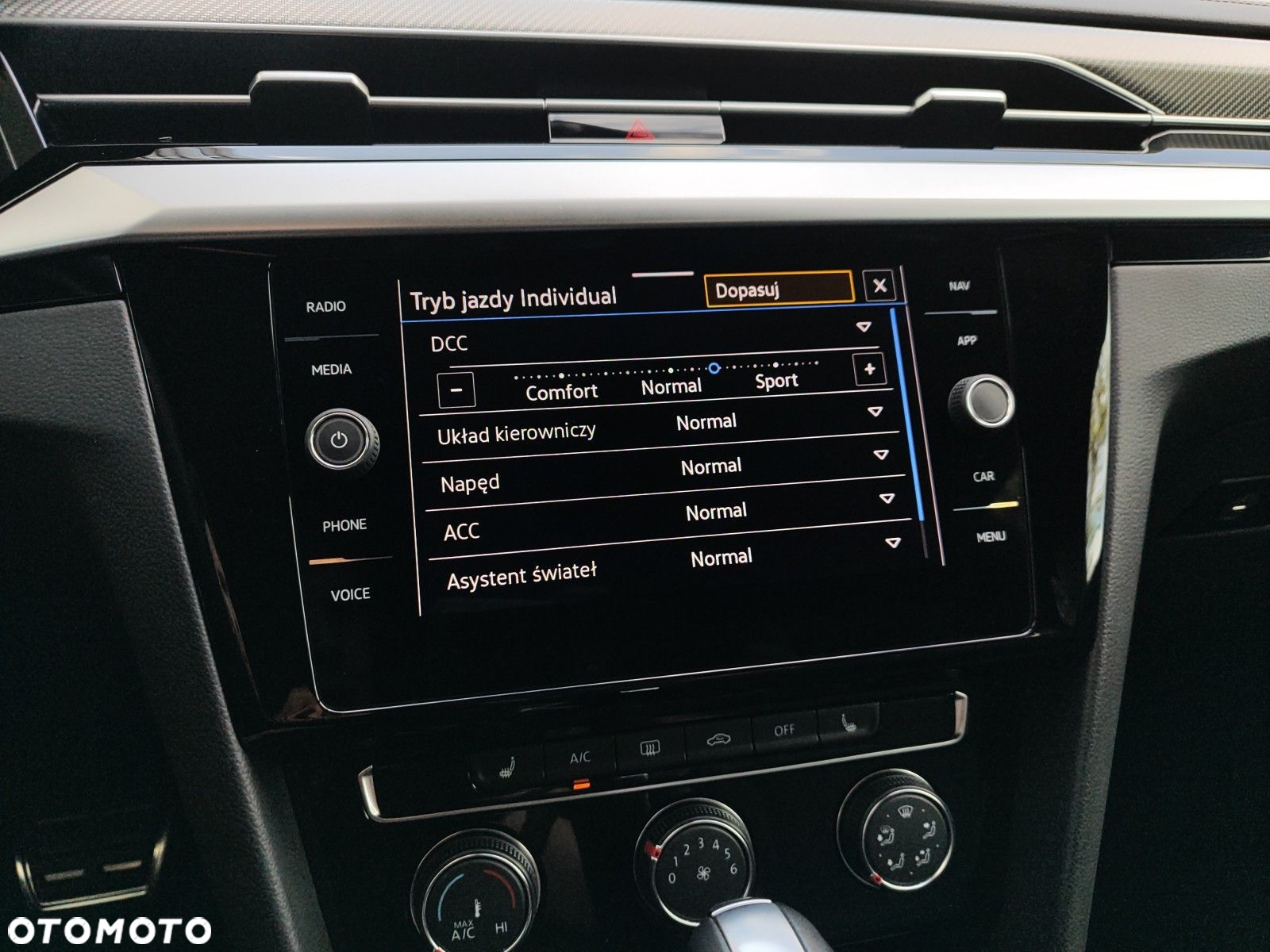 Volkswagen Arteon 2.0 TDI 4Motion R-Line DSG - 33