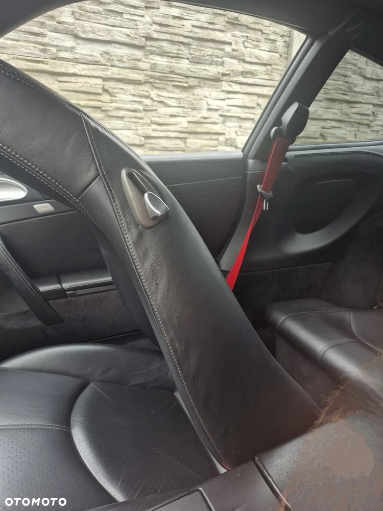 Porsche 911 Carrera Tiptronic S - 8