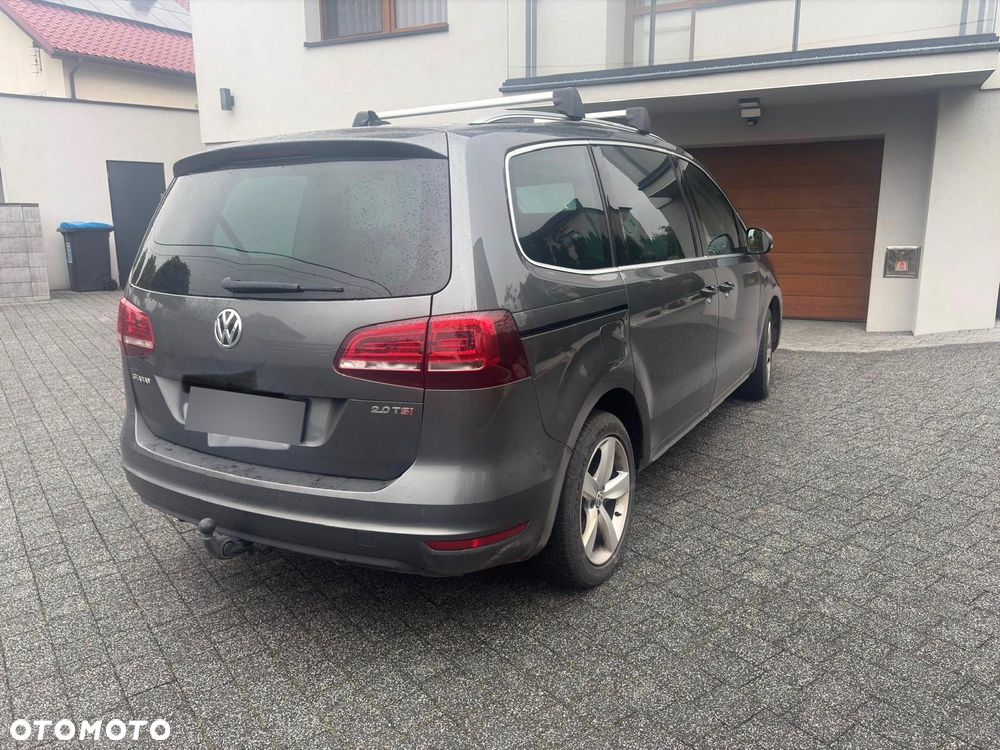 Volkswagen Sharan 2017 photo 2