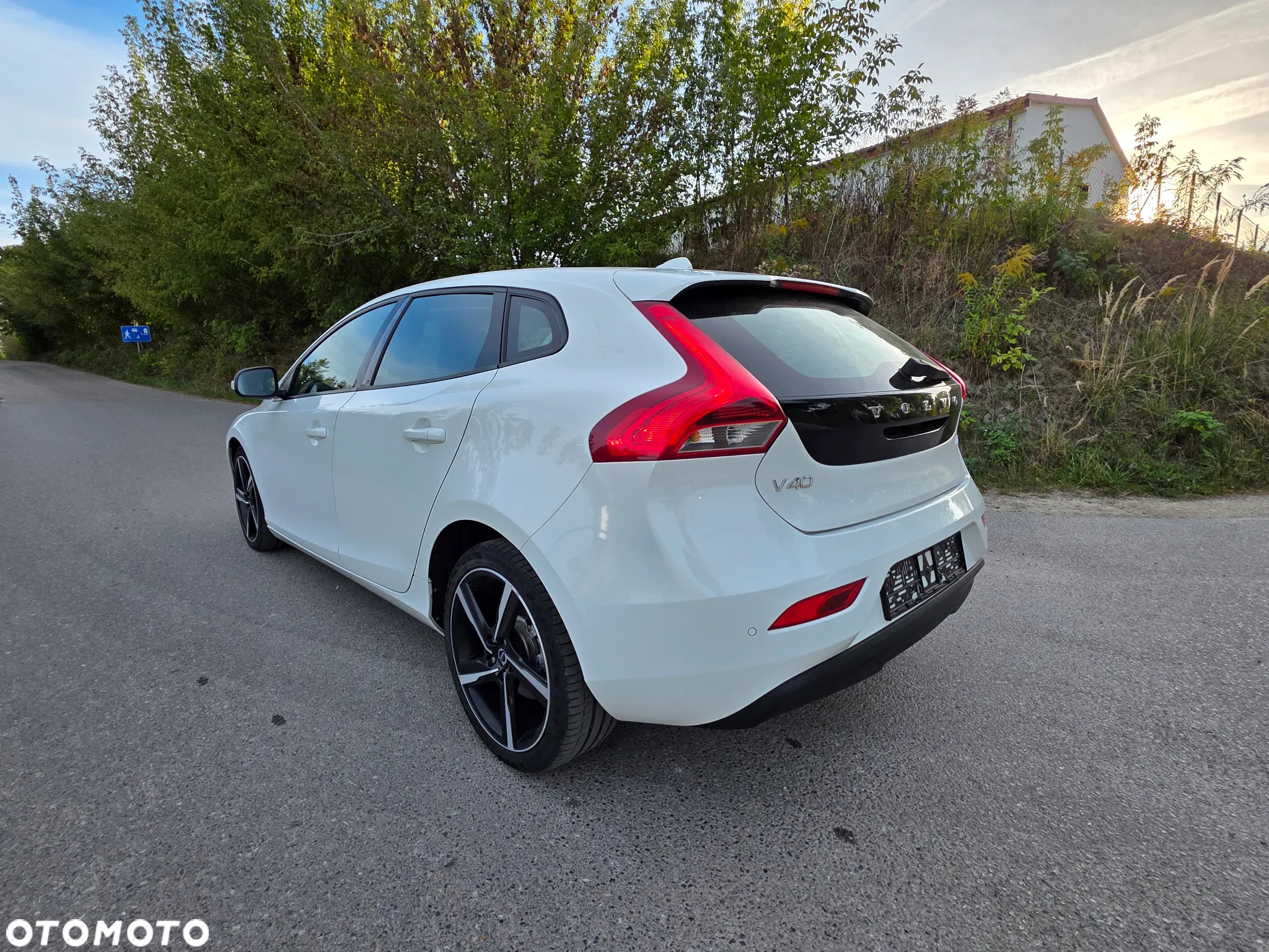 Volvo V40 D2 Summum - 6