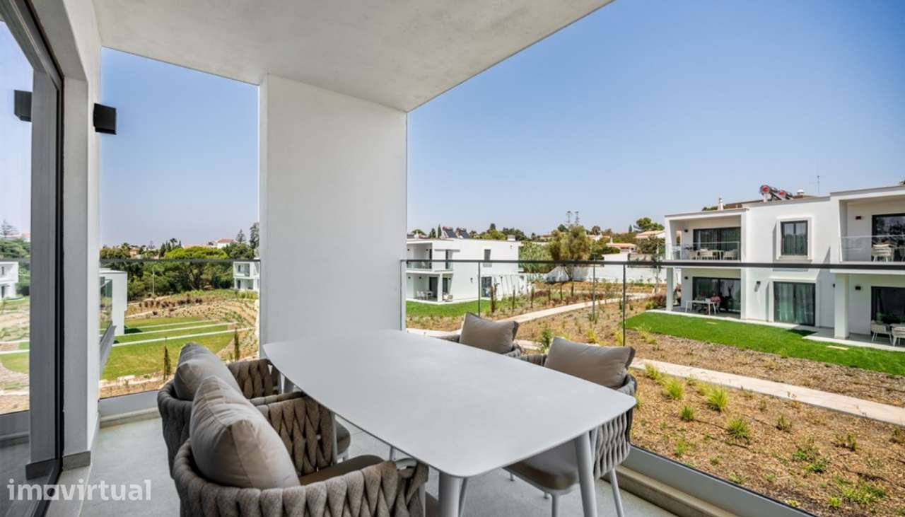 Apartamento T2, condomínio privado, para venda, em Carvoeiro, Algarve - Grande imagem: 3/29