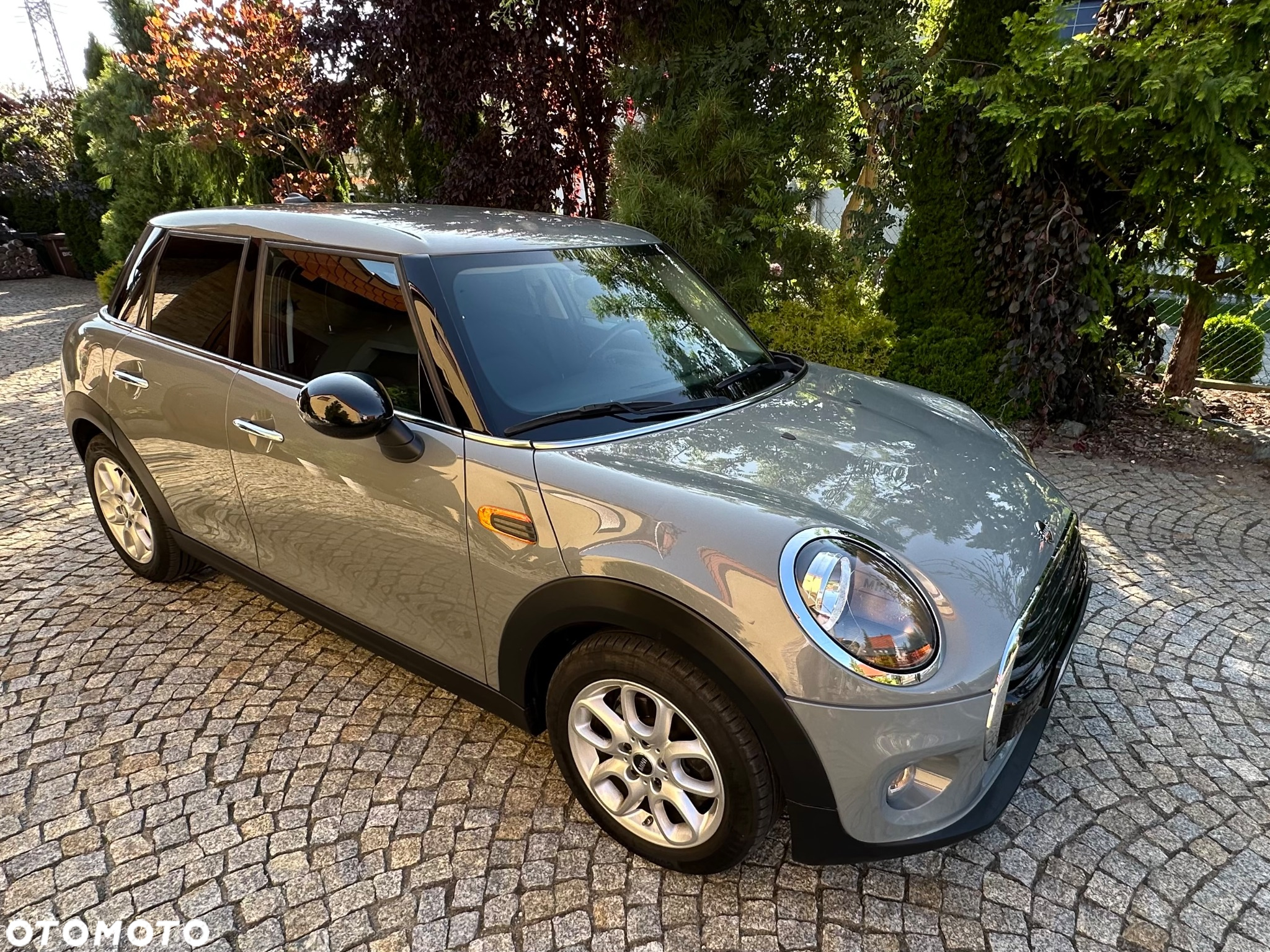 MINI Cooper Standard - 11
