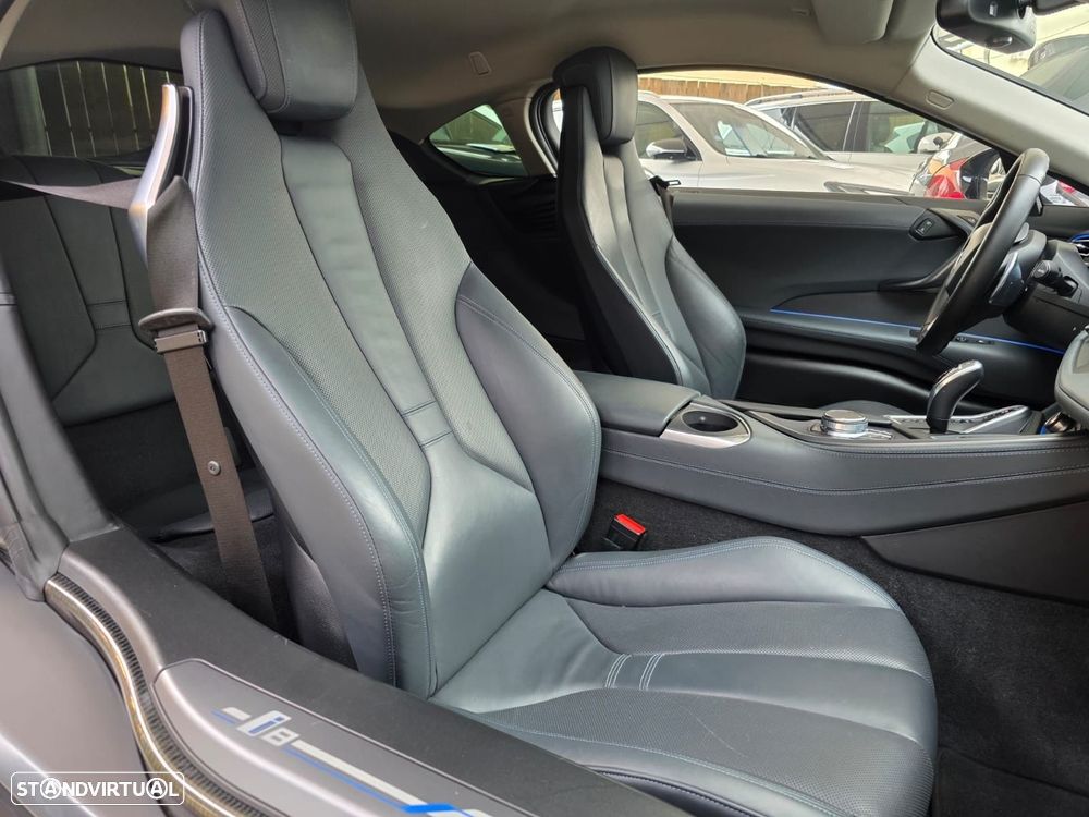 BMW i8 Standard - 12