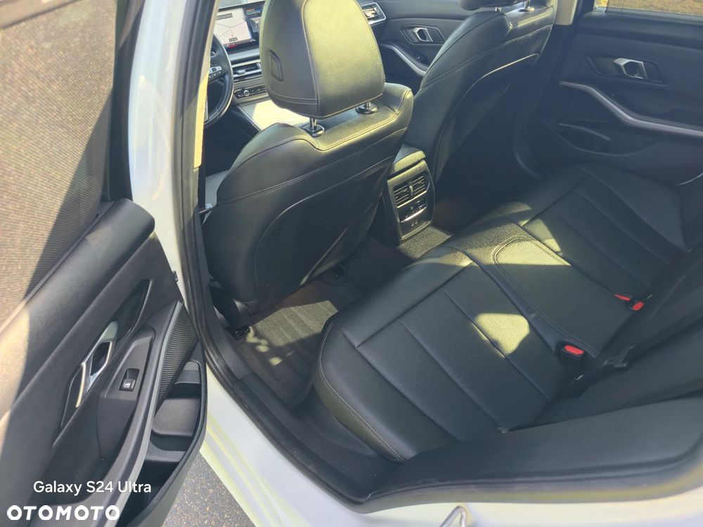 BMW Seria 3 - 30