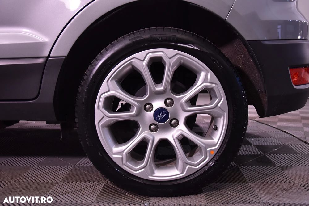 Ford EcoSport - 13