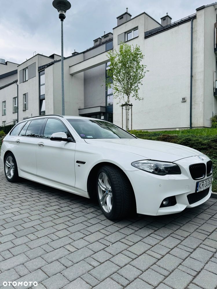 BMW Seria 5 520d Sport Line - 1