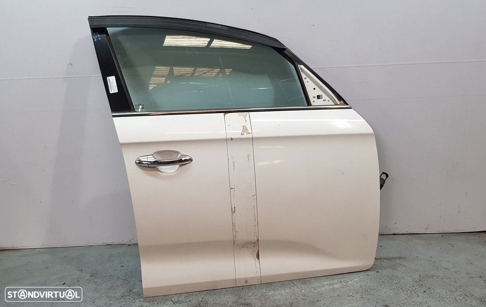 PORTA FRENTE DIREITA KIA CARENS ( ) CONCEPT - 1