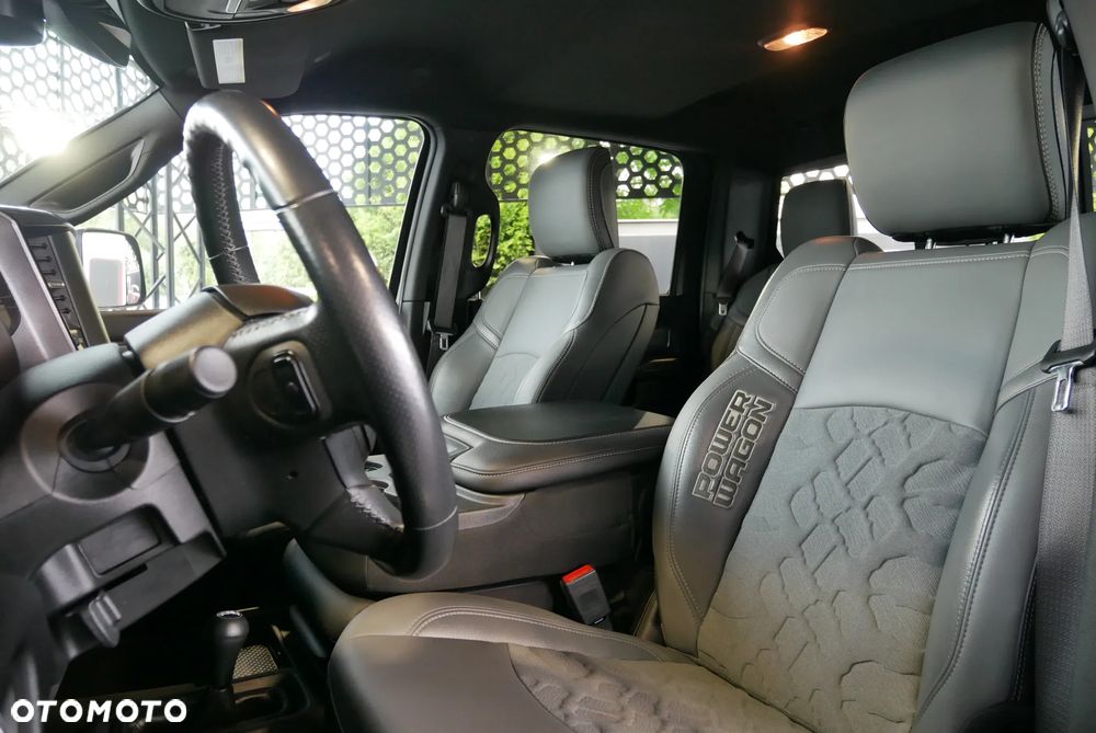 RAM 2500 - 12