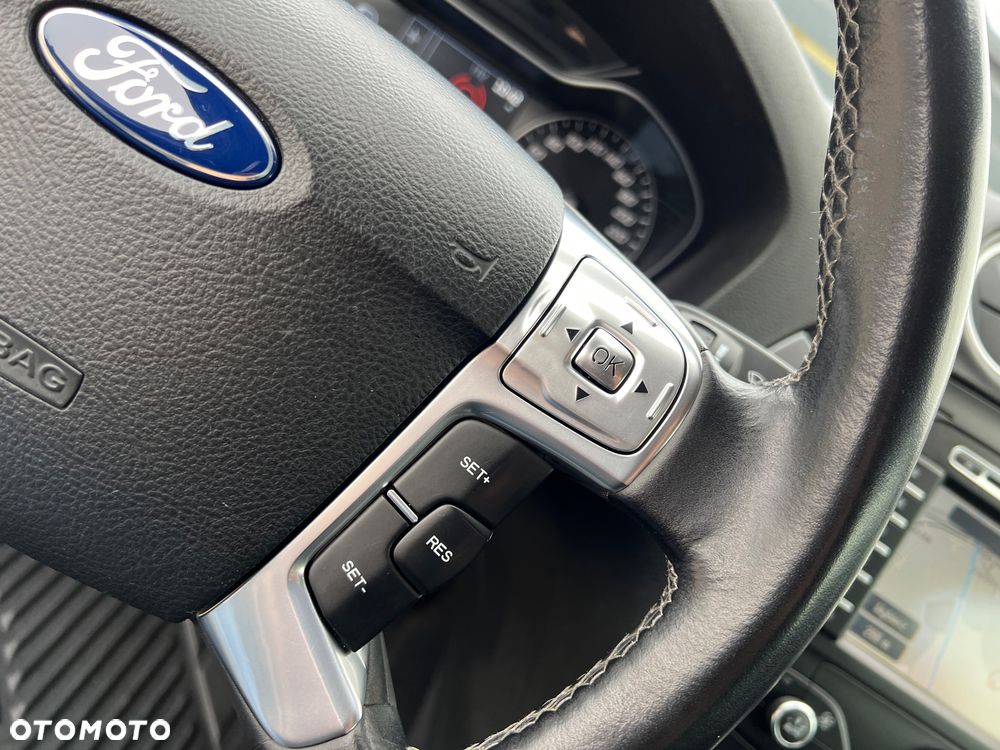 Ford Mondeo 1.6 T Platinium X Plus (Titanium) - 33