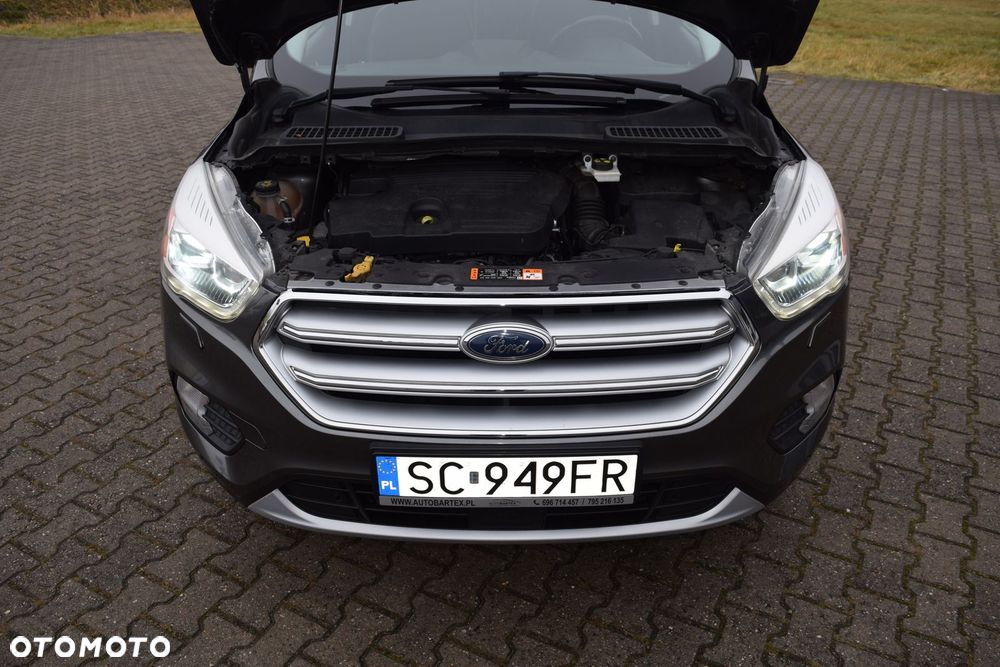 Ford Kuga 2.0 TDCi 4x4 Titanium - 39