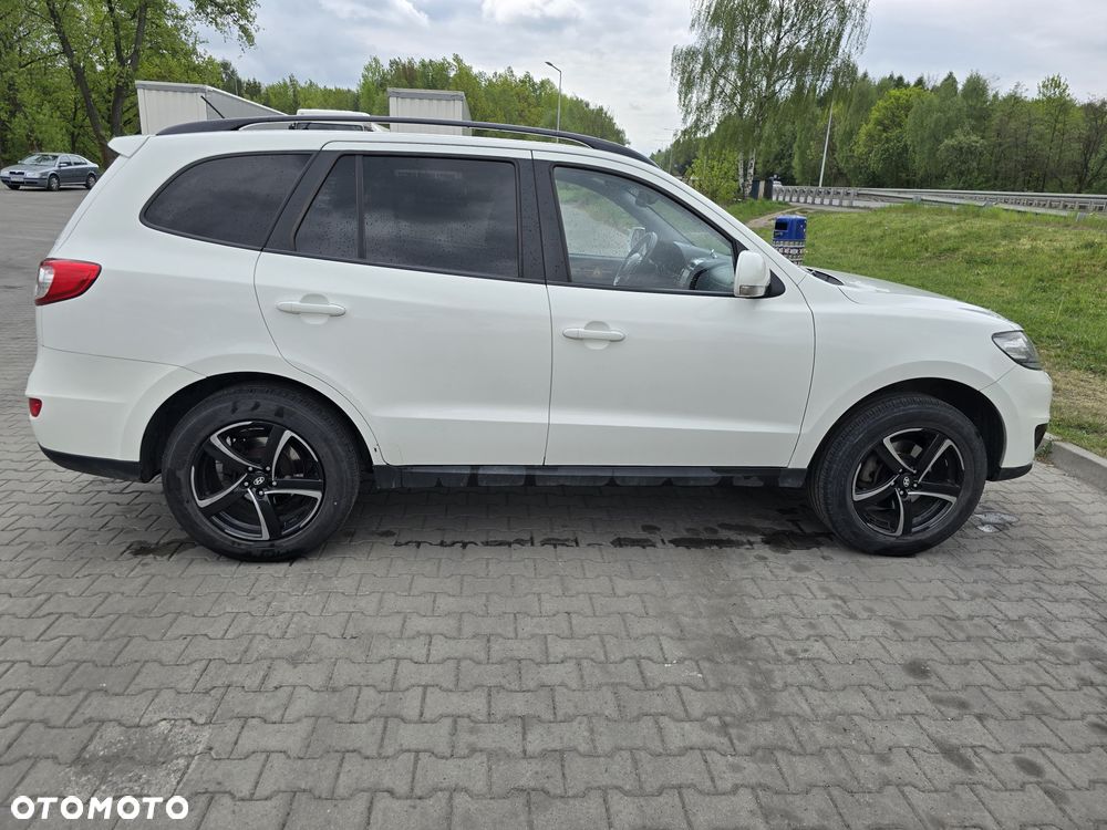 Hyundai Santa Fe - 3
