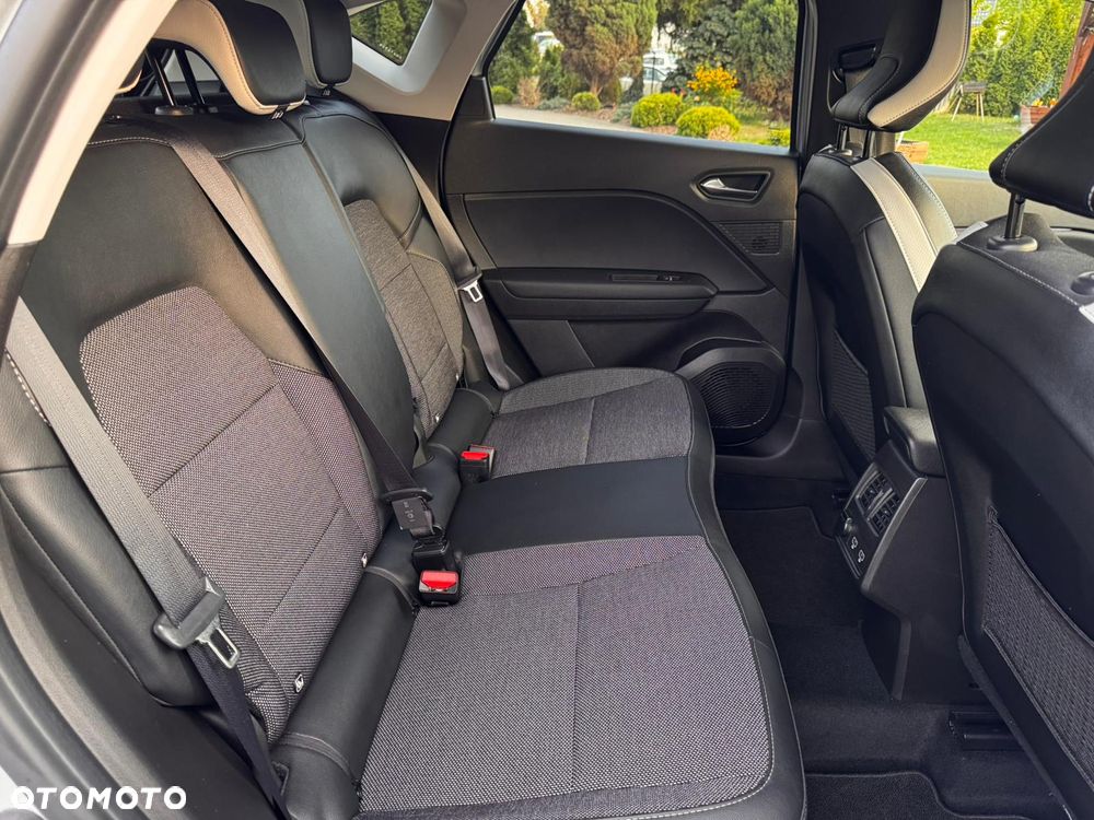 Renault Captur TCe Mild Hybrid 140 GPF TECHNO - 29