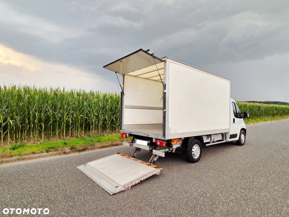 Fiat DUCATO 2.3 MultiJet 130 PS 2019 KONTENER WIDNA DHOLLANDIA MOŻLIWY KREDYT LEASING - 4