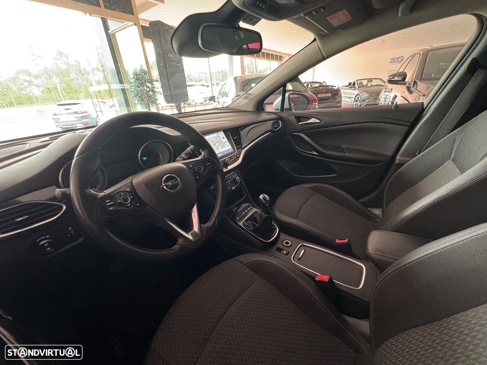 Opel Astra Sports Tourer 1.6 CDTi Executive S/S J18 - 9