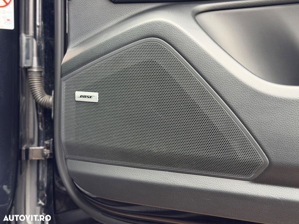 Porsche Cayenne - 23