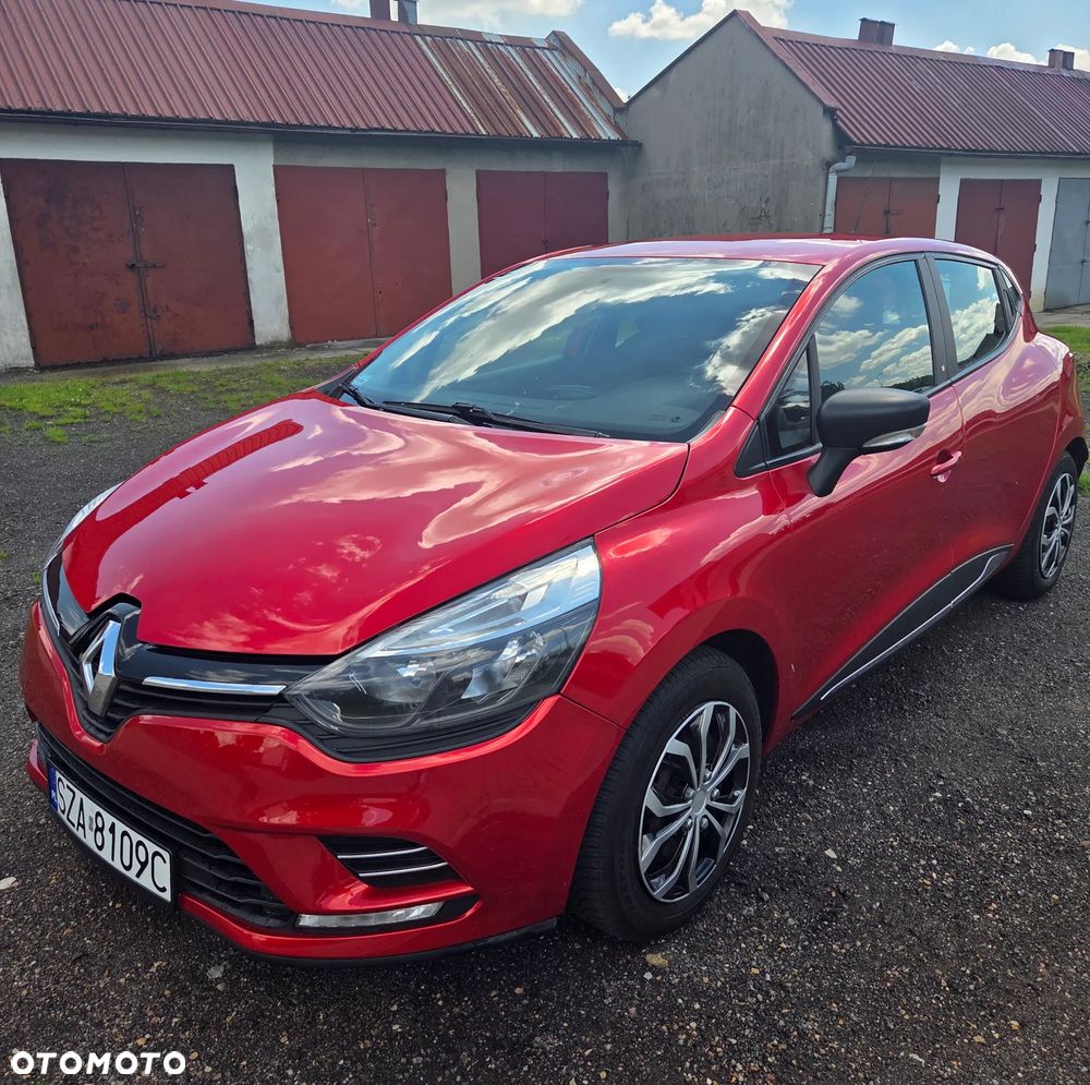 Renault Clio 1.2 16V Limited Plus - 1