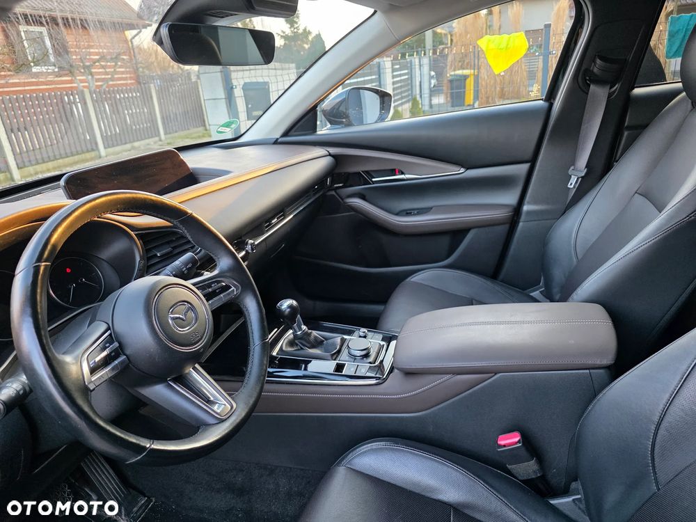 Mazda CX-30 2.0 mHEV Hikari 2WD - 18