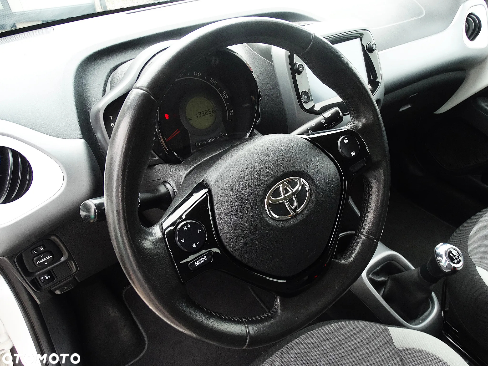 Toyota Aygo X 1.0 VVT-i Executive - 17