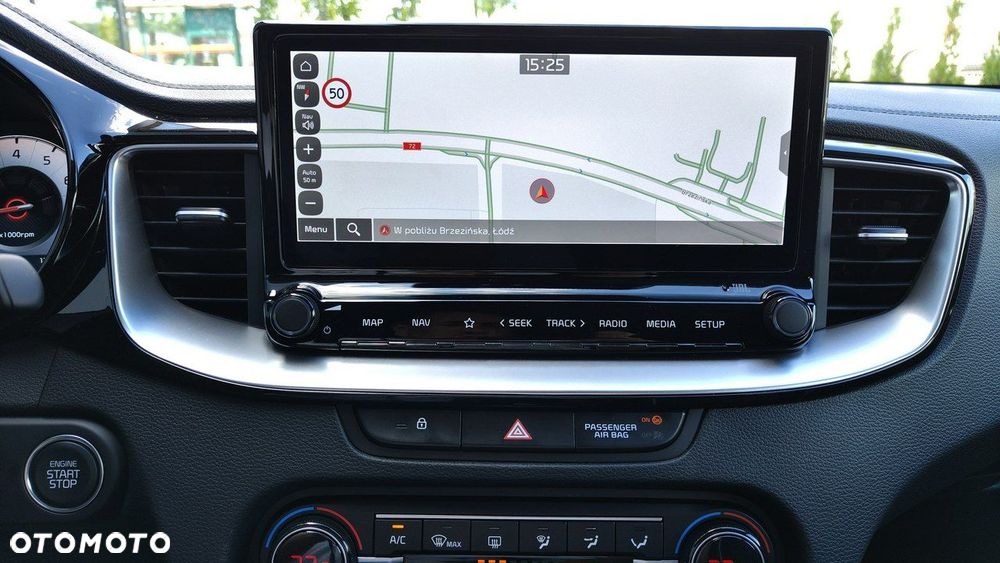Kia XCeed - 24